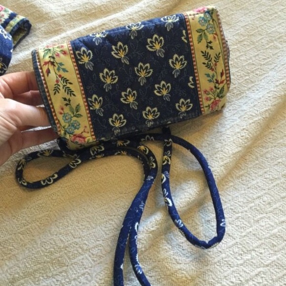 Vera Bradley Maison Blue Retired - Picture 5 of 5